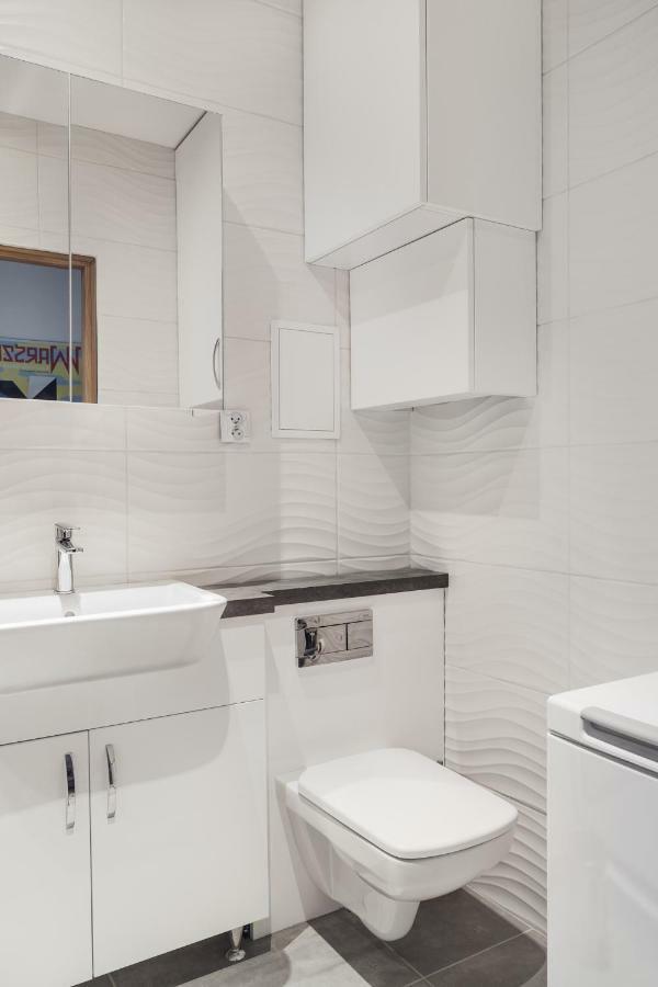 Apartamento Evva & Peppe Old Town Flat Varsovia Exterior foto